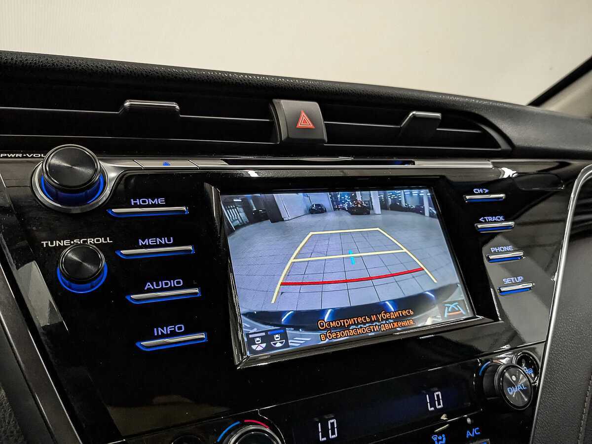 Купить Toyota Camry с пробегом. Фото: #26