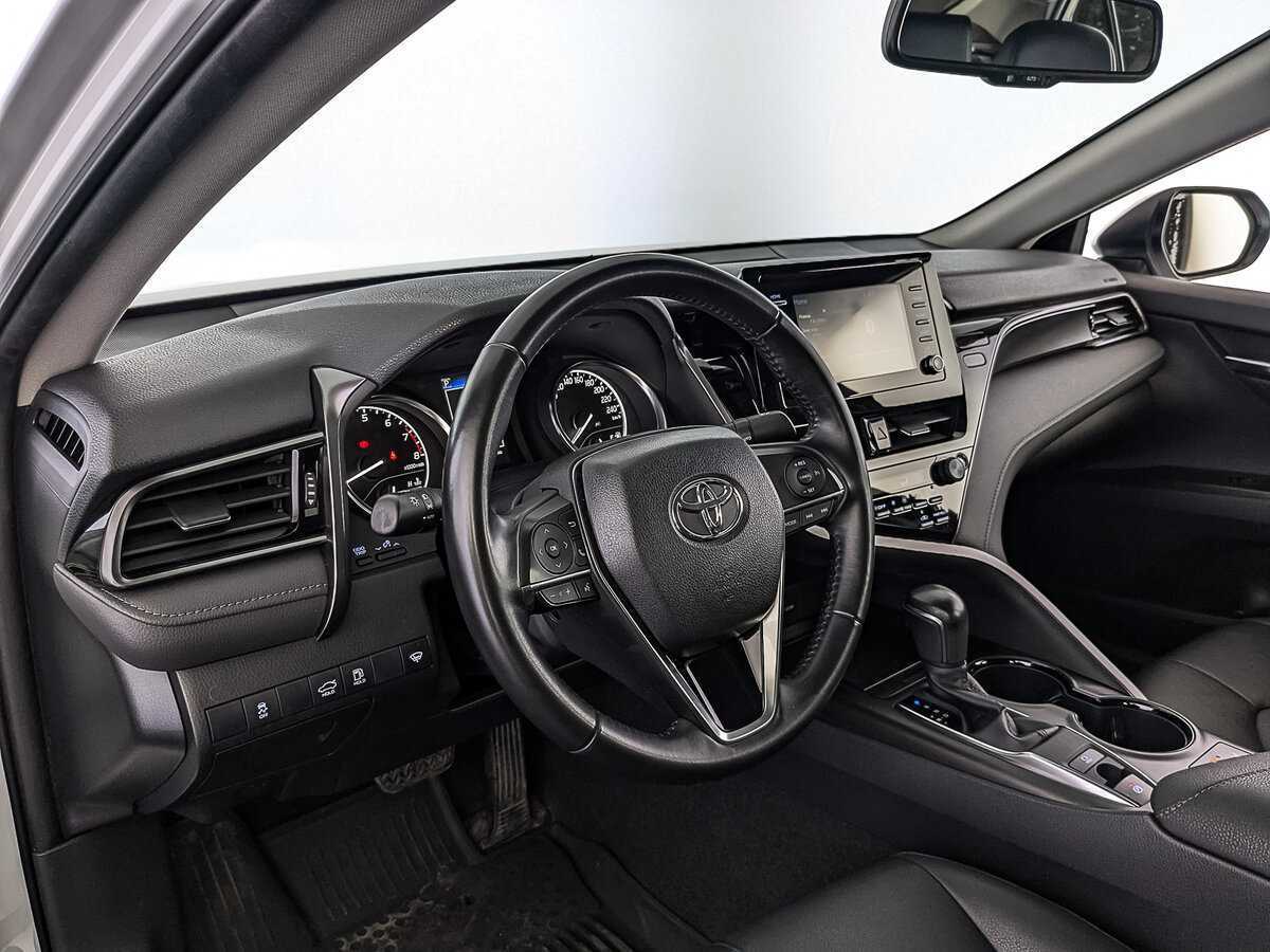 Купить Toyota Camry с пробегом. Фото: #14