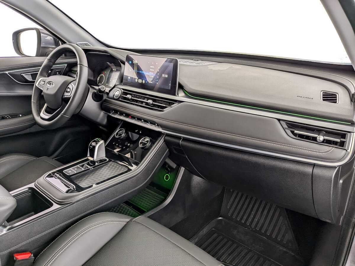 Купить Chery Tiggo 8 с пробегом. Фото: #9