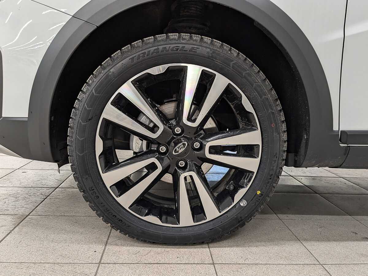 Купить Lada (ВАЗ) Vesta с пробегом. Фото: #11