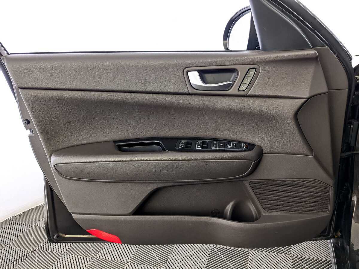 Купить Kia Optima с пробегом. Фото: #18