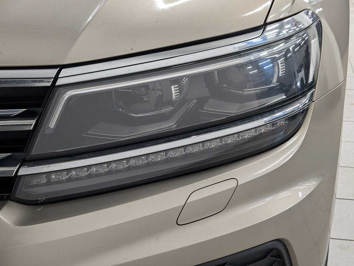 Купить Volkswagen Tiguan с пробегом. Фото: #16
