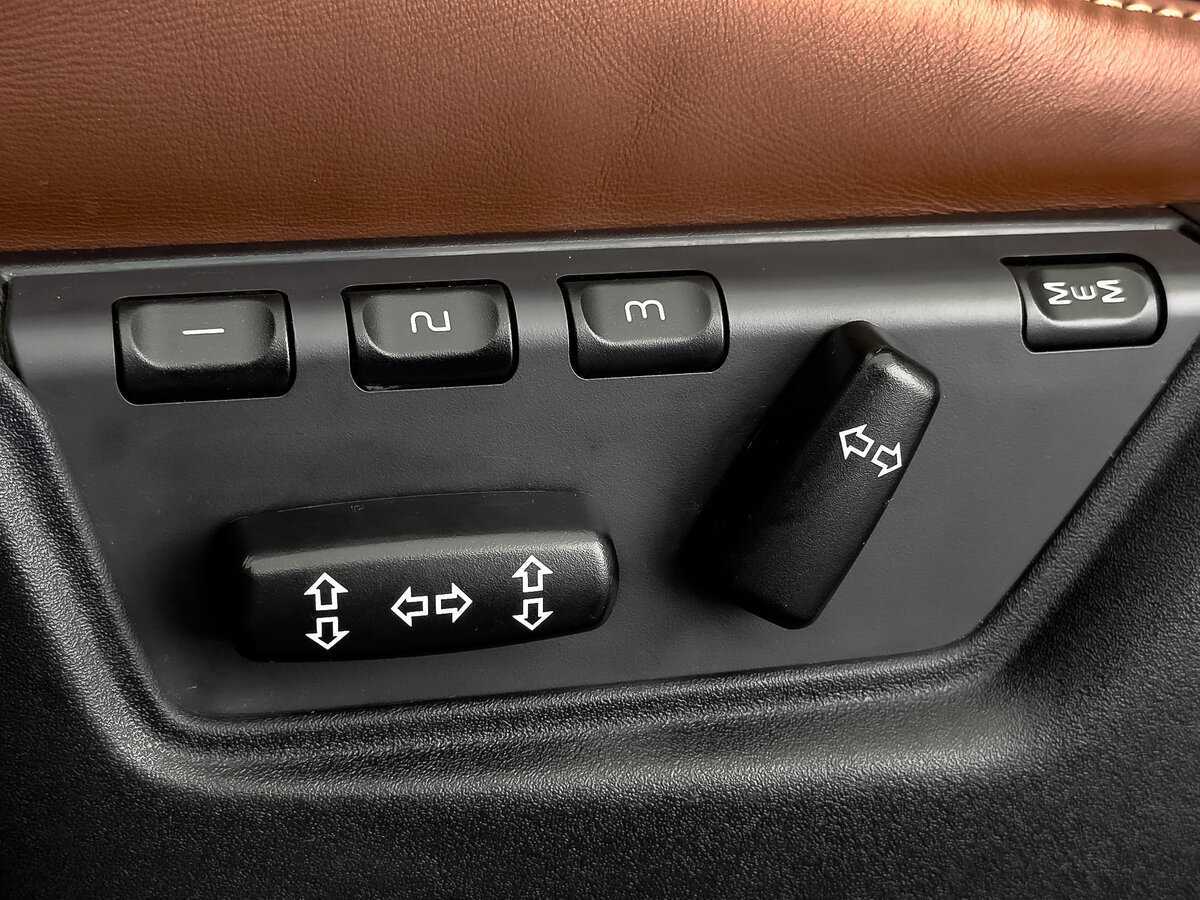 Купить Volvo XC90 с пробегом. Фото: #24