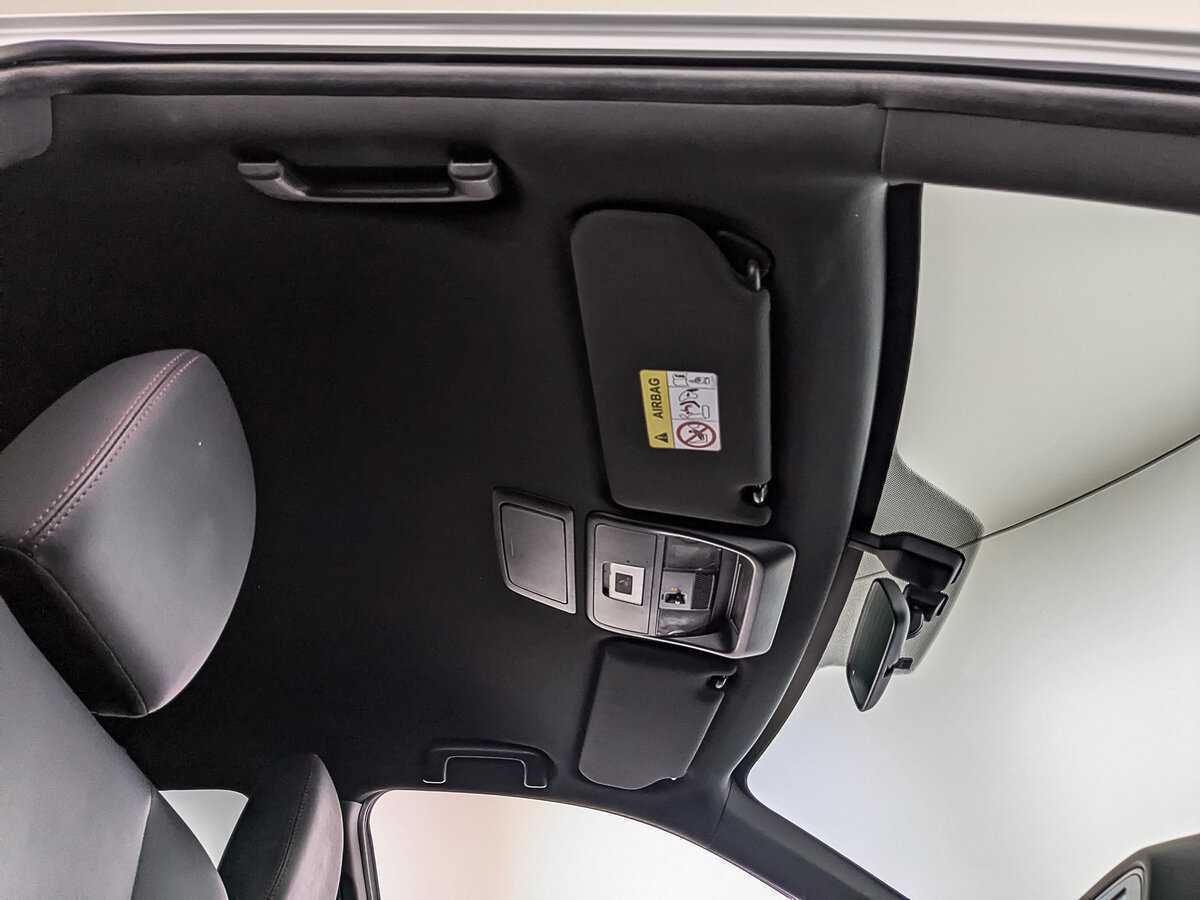 Купить Mitsubishi Outlander с пробегом. Фото: #22