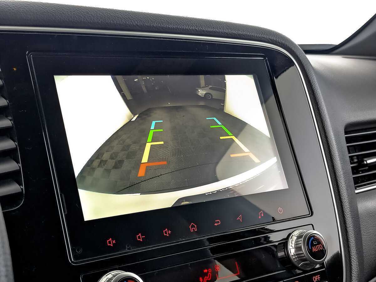 Купить Mitsubishi Outlander с пробегом. Фото: #26