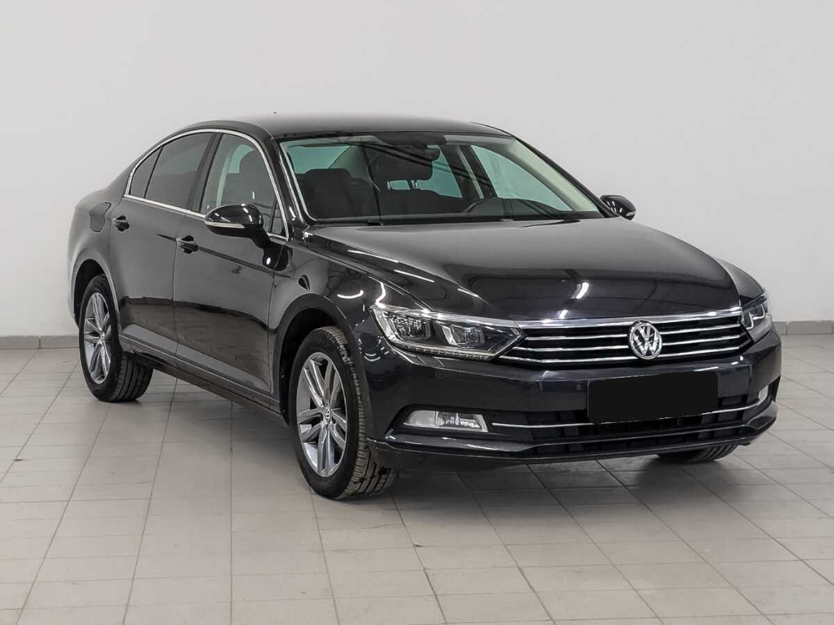 Купить Volkswagen Passat с пробегом. Фото: #2