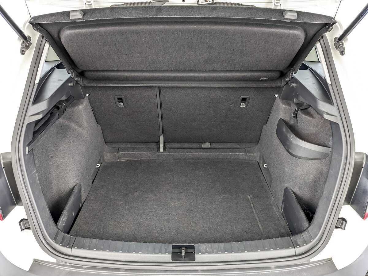 Купить Skoda Karoq с пробегом. Фото: #9