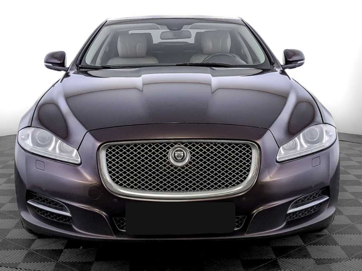 Купить Jaguar XJ с пробегом. Фото: #1
