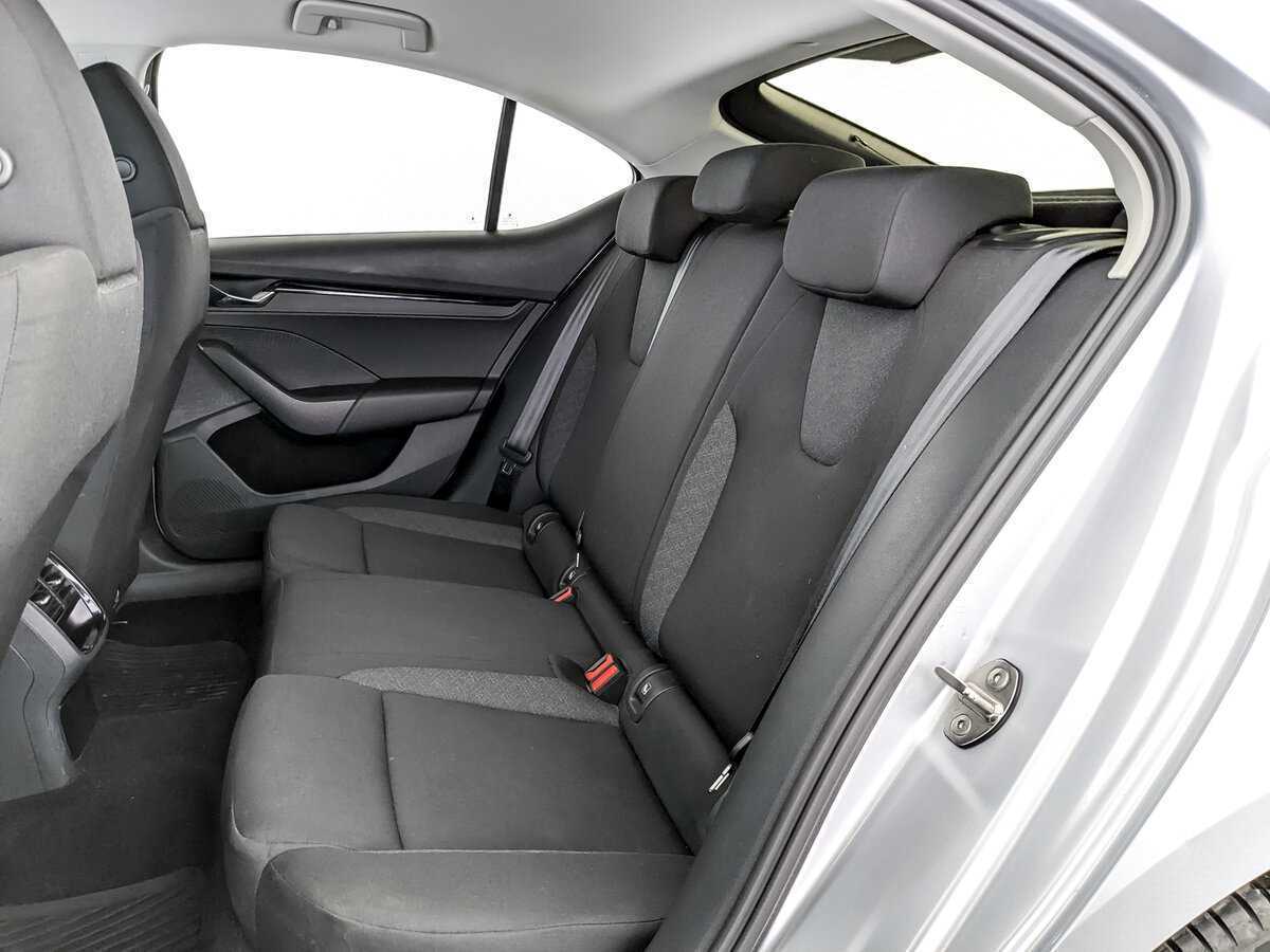 Купить Skoda Octavia с пробегом. Фото: #11