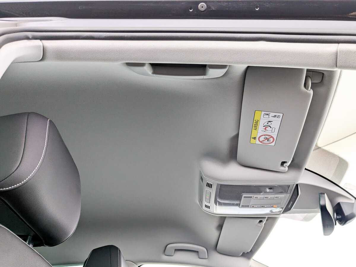 Купить Volkswagen Passat с пробегом. Фото: #22