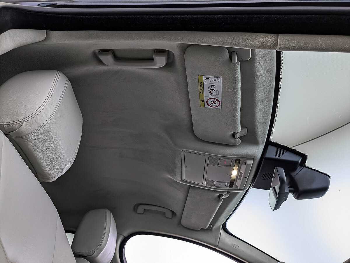 Купить Jaguar XF с пробегом. Фото: #22