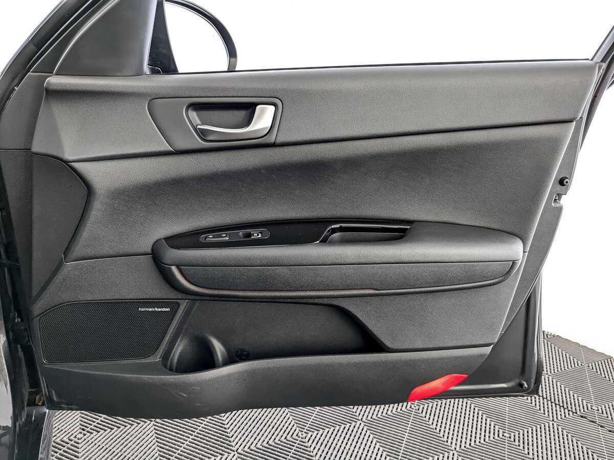 Купить Kia Optima с пробегом. Фото: #24