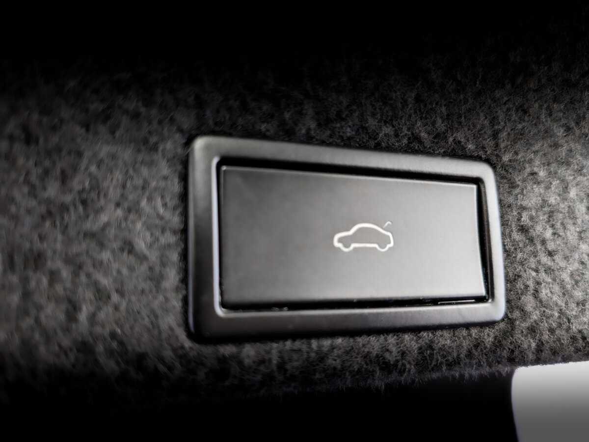 Купить Volkswagen Passat с пробегом. Фото: #23