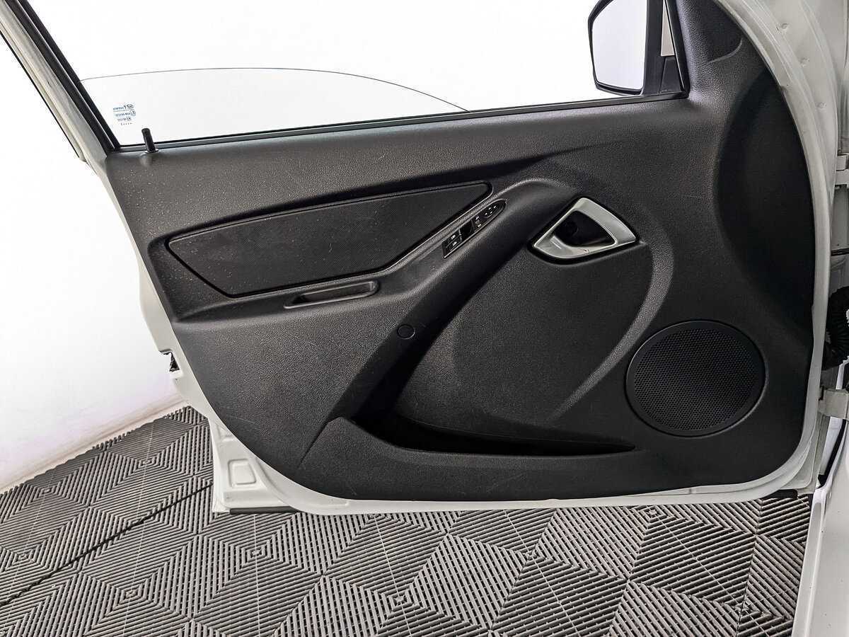 Купить Lada (ВАЗ) Granta с пробегом. Фото: #18