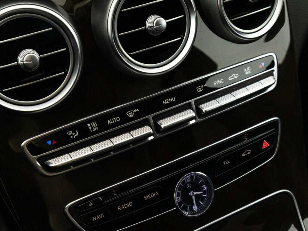 Купить Mercedes-Benz C-Класс с пробегом. Фото: #17