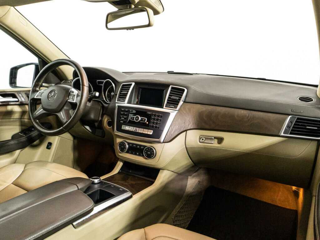 Купить Mercedes-Benz M-Класс с пробегом. Фото: #8