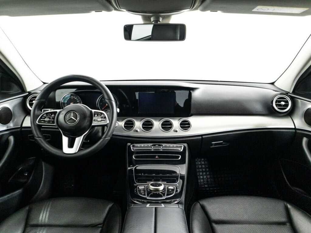 Купить Mercedes-Benz E-Класс с пробегом. Фото: #12