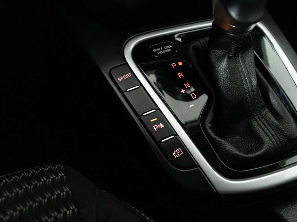 Купить Kia Ceed с пробегом. Фото: #17