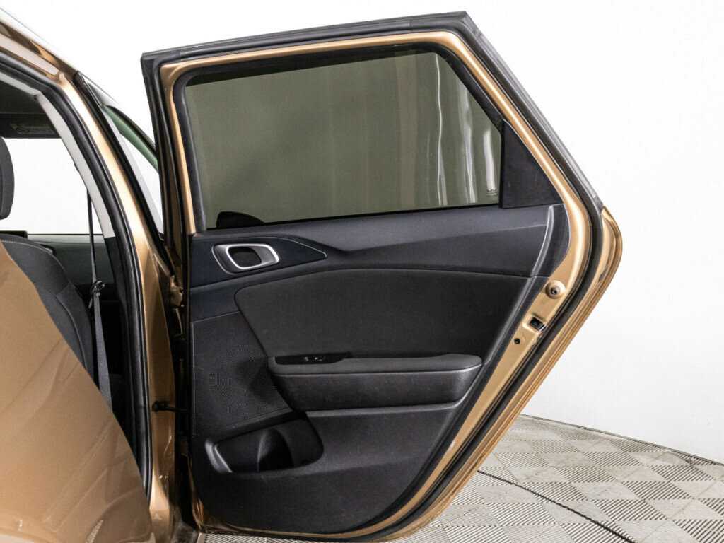 Купить Kia Ceed с пробегом. Фото: #23