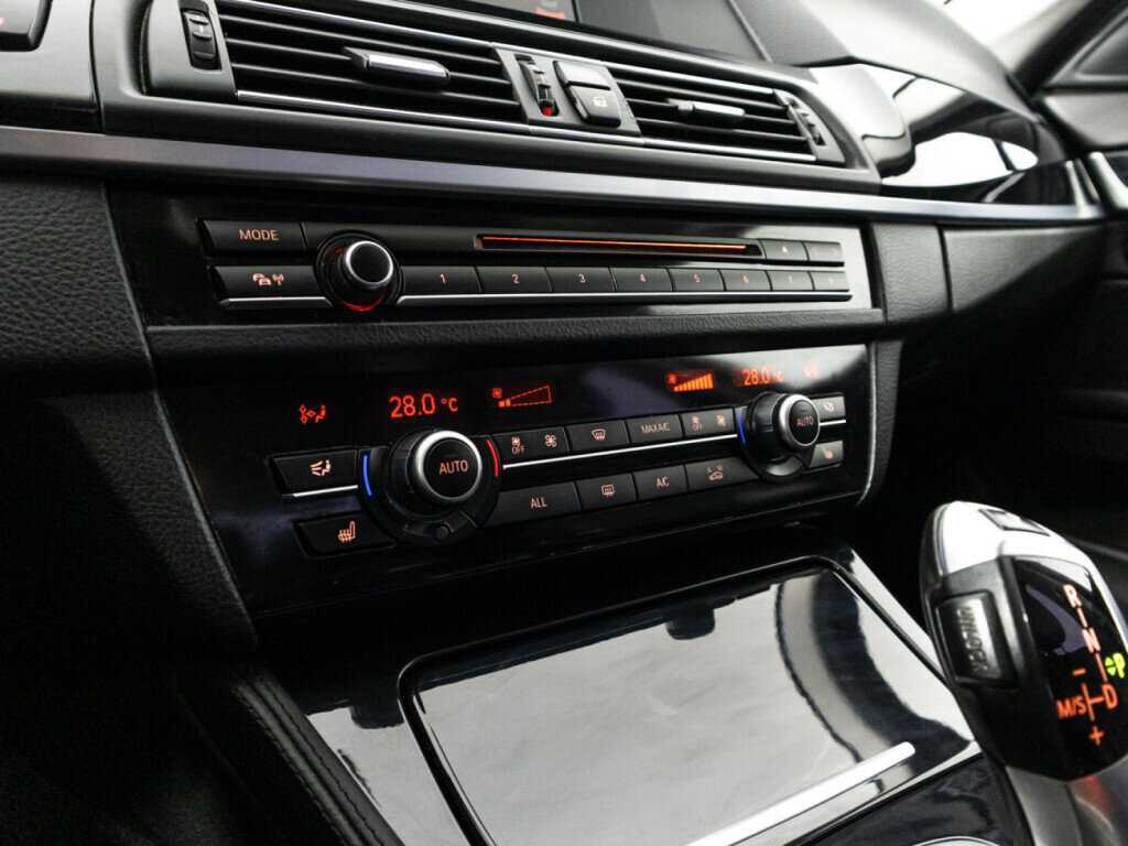 Купить BMW 5 серии с пробегом. Фото: #16