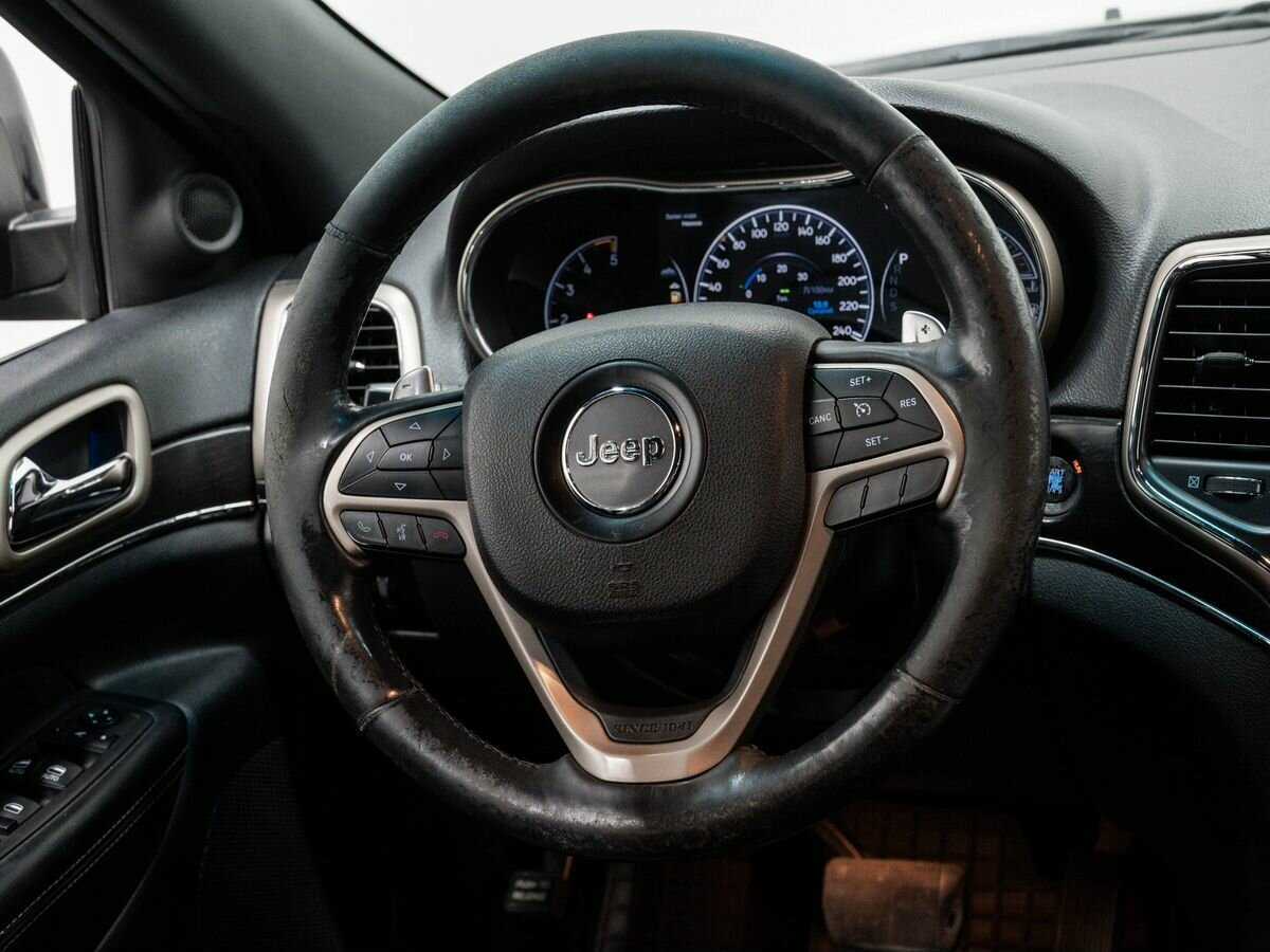 Купить Jeep Grand Cherokee с пробегом. Фото: #11