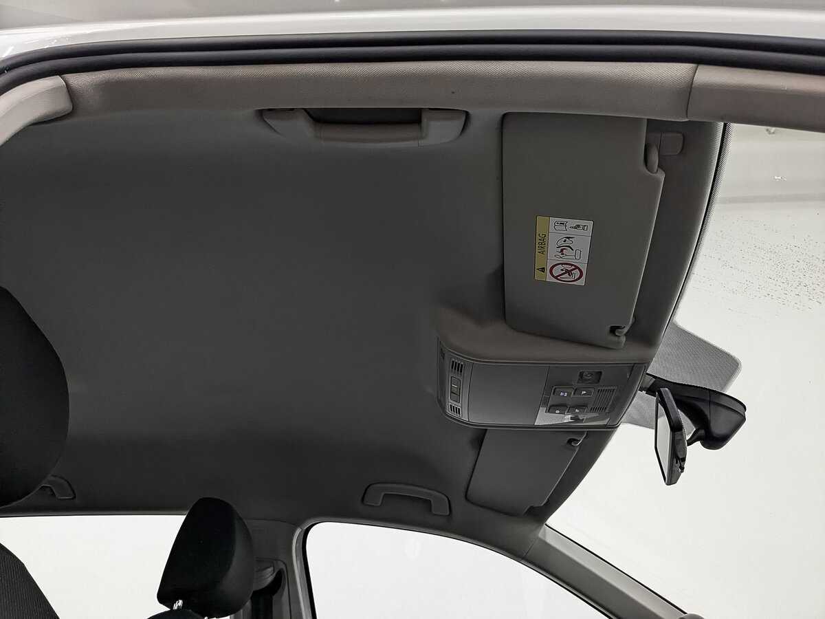 Купить Volkswagen Tiguan с пробегом. Фото: #19