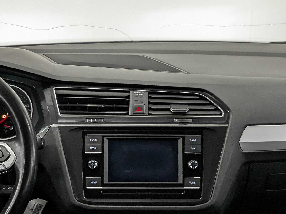 Купить Volkswagen Tiguan с пробегом. Фото: #14