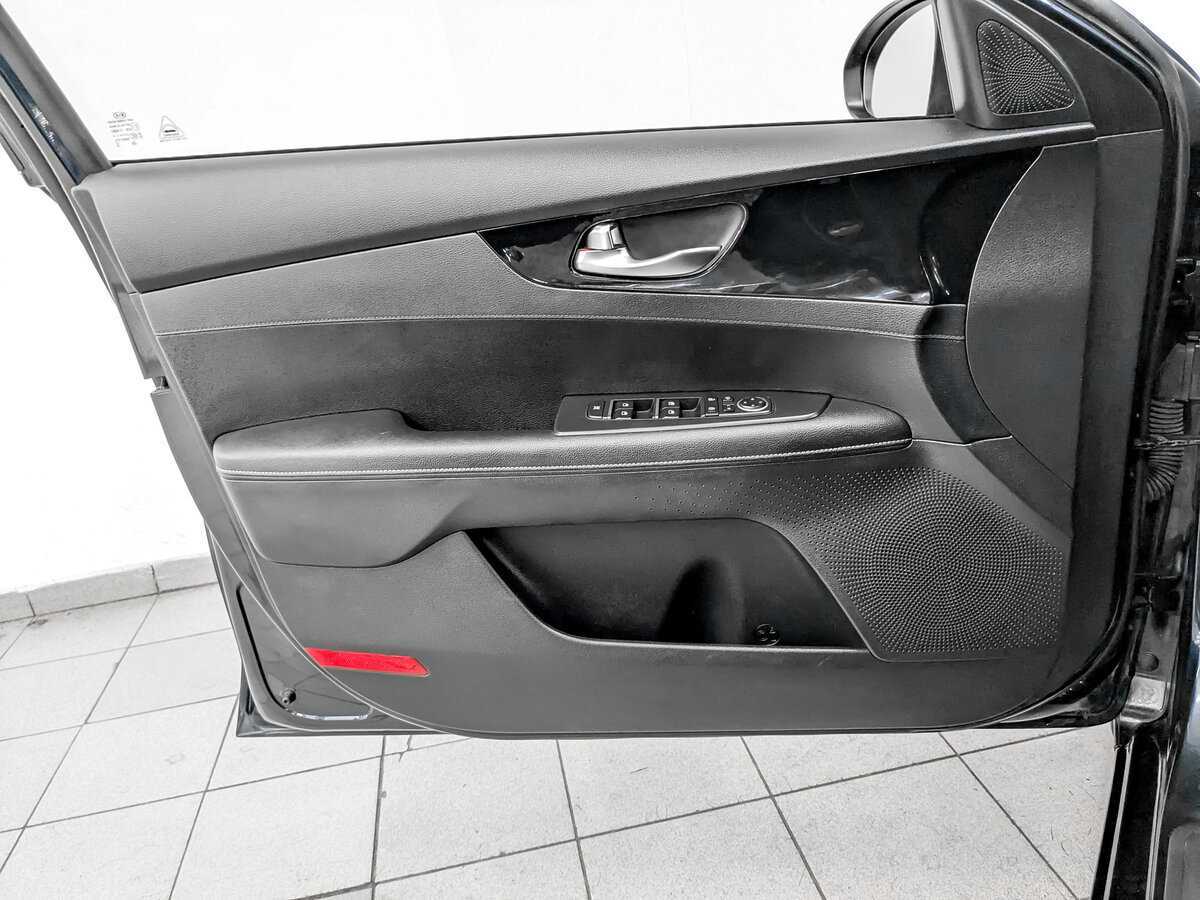 Купить Kia Cerato с пробегом. Фото: #16