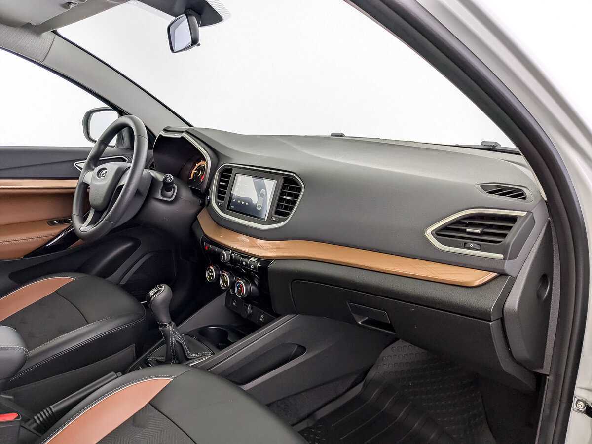 Купить Lada (ВАЗ) Vesta с пробегом. Фото: #10