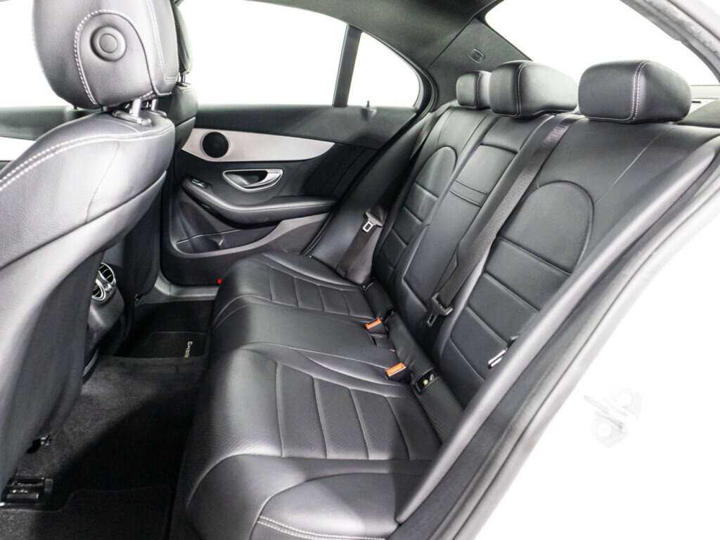 Купить Mercedes-Benz C-Класс с пробегом. Фото: #8