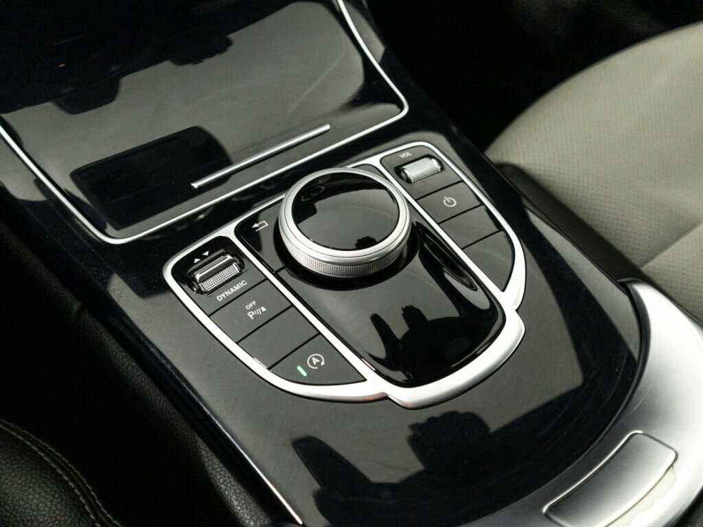 Купить Mercedes-Benz C-Класс с пробегом. Фото: #13