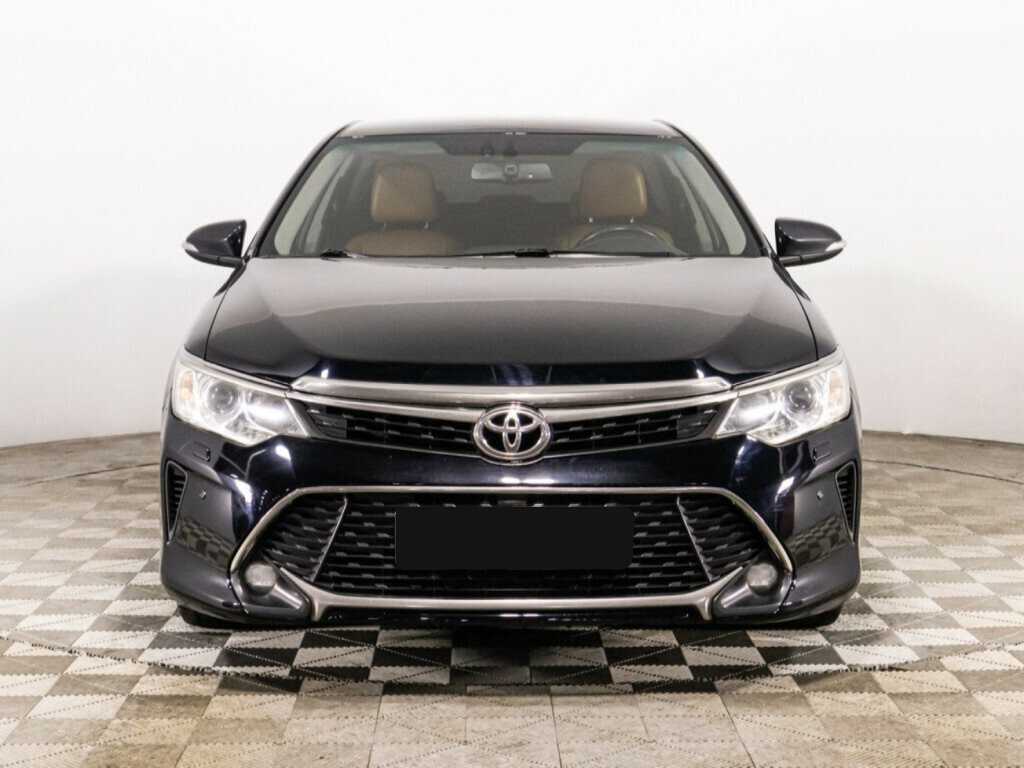 Купить Toyota Camry с пробегом. Фото: #1