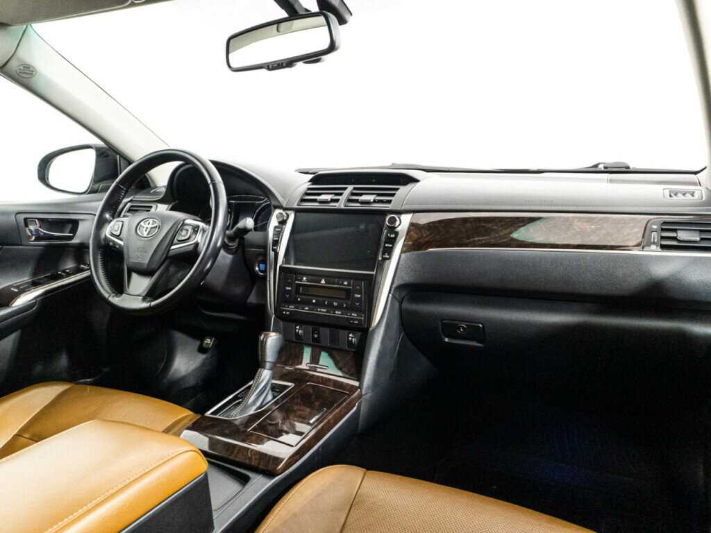 Купить Toyota Camry с пробегом. Фото: #8