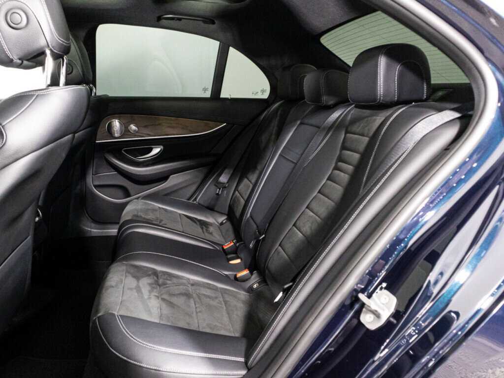 Купить Mercedes-Benz E-Класс с пробегом. Фото: #9