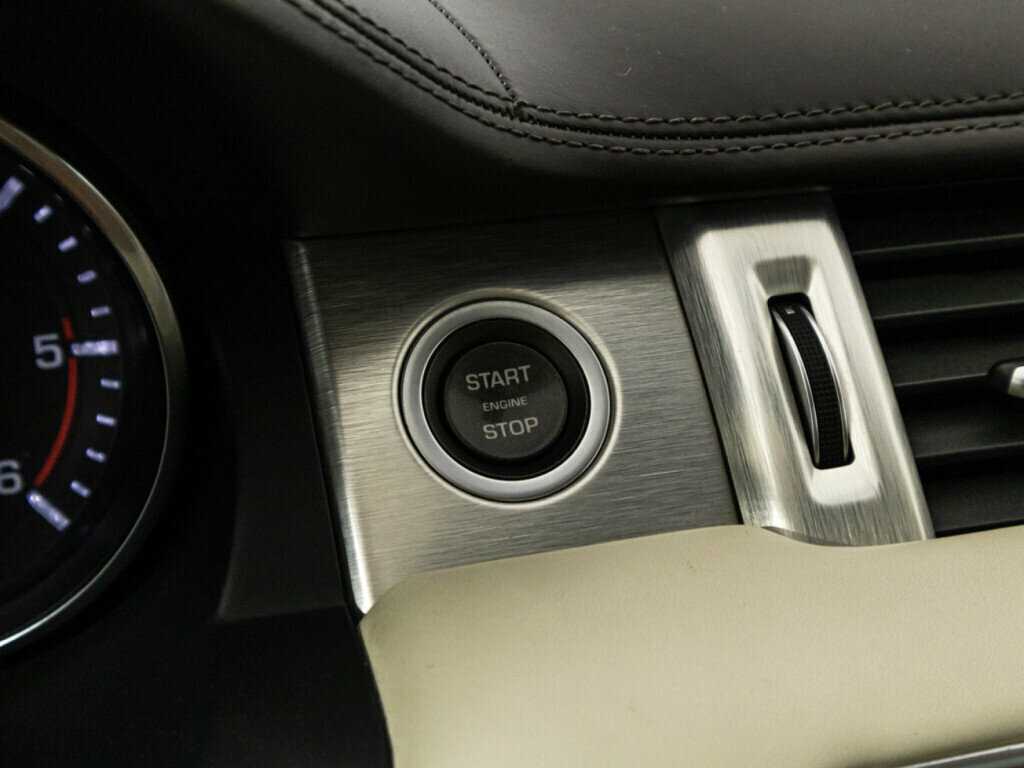 Купить Land Rover Range Rover Evoque с пробегом. Фото: #25