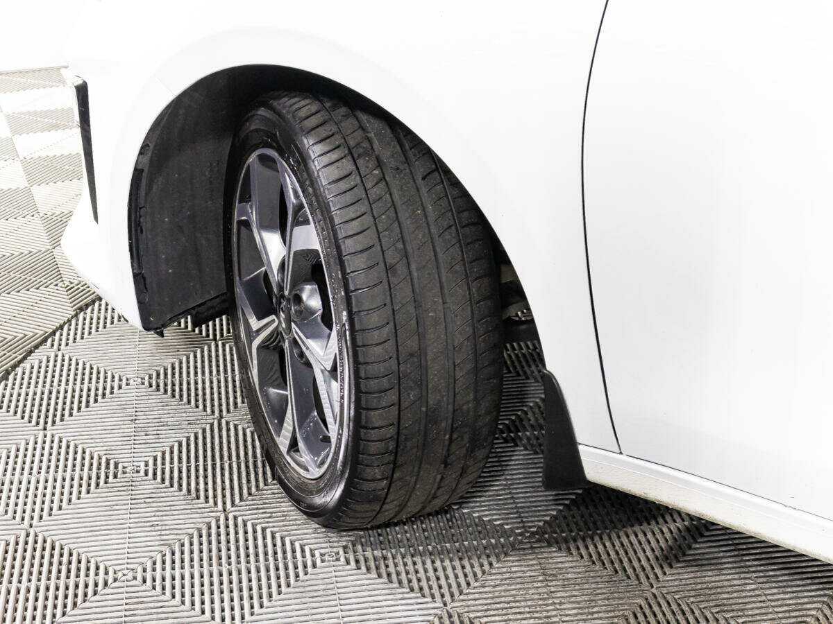 Купить Kia Ceed с пробегом. Фото: #30