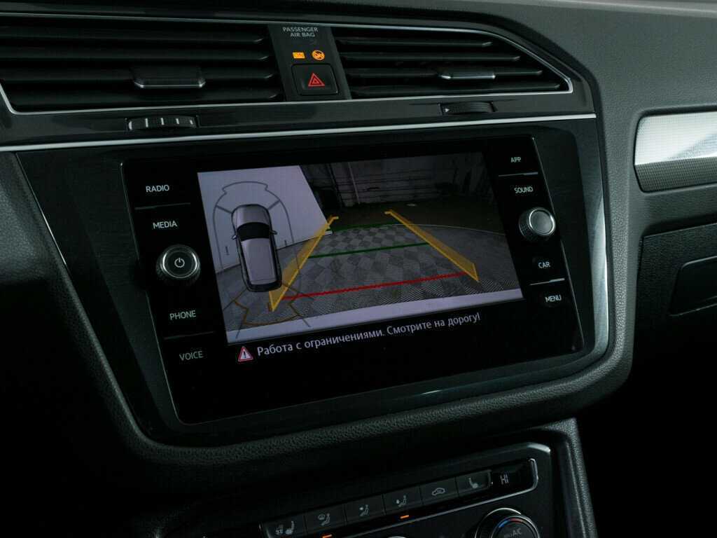 Купить Volkswagen Tiguan с пробегом. Фото: #15