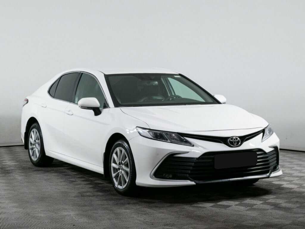 Купить Toyota Camry с пробегом. Фото: #2