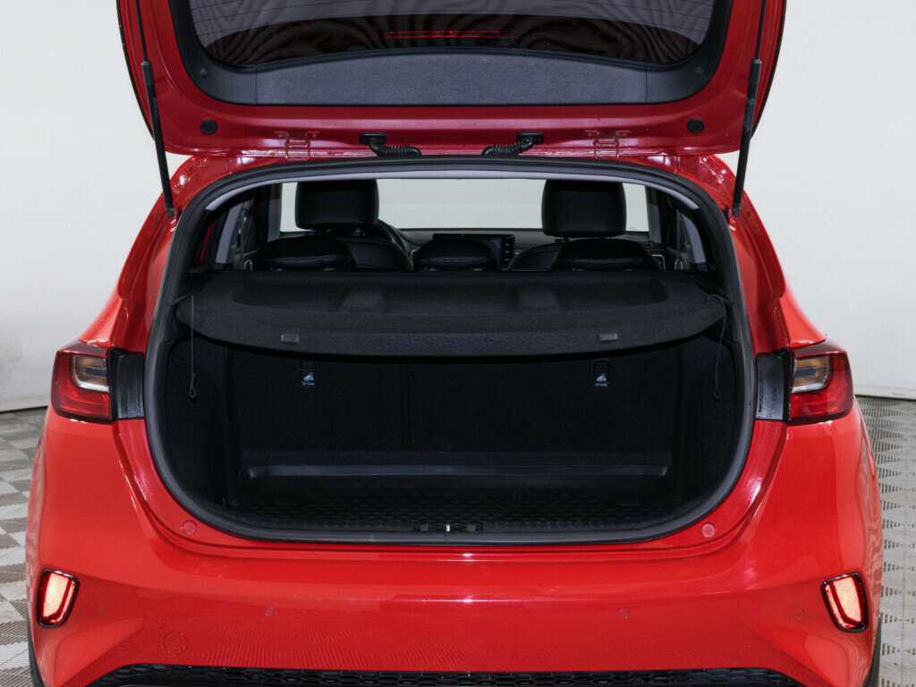 Купить Kia Ceed с пробегом. Фото: #6