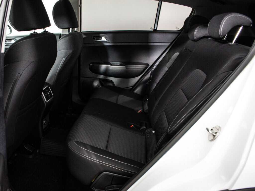 Купить Kia Sportage с пробегом. Фото: #9