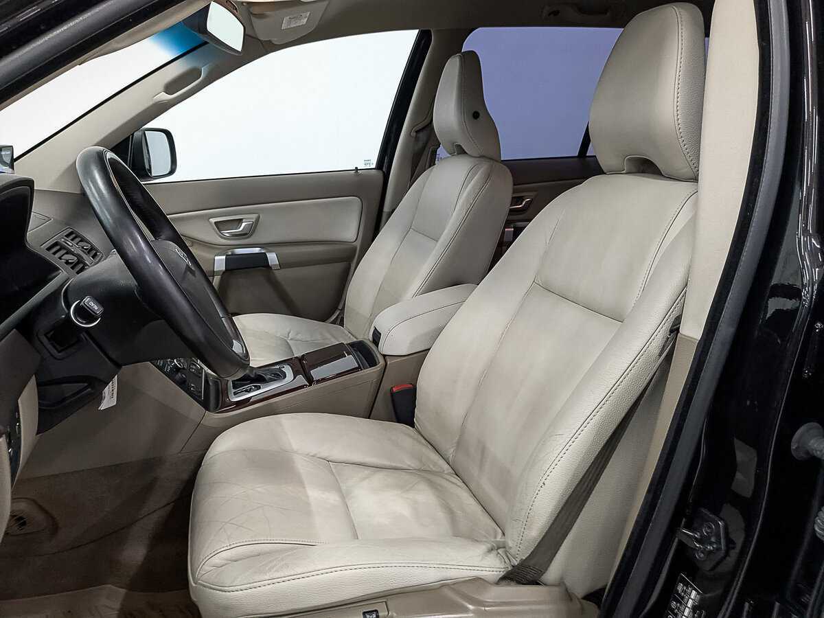 Купить Volvo XC90 с пробегом. Фото: #17