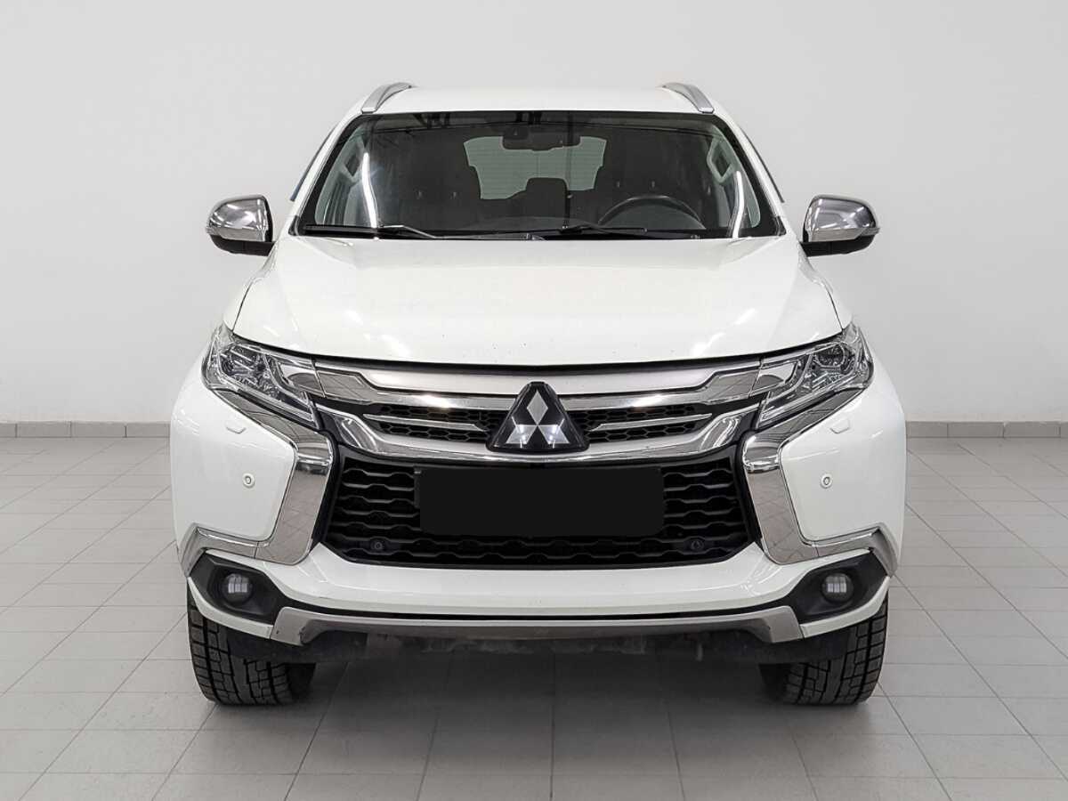 Купить Mitsubishi Pajero Sport с пробегом. Фото: #1