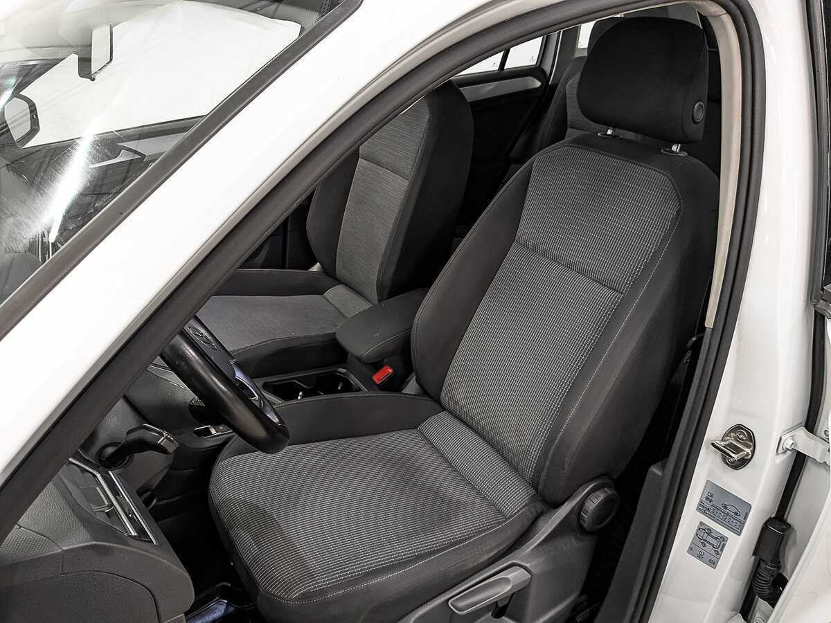 Купить Volkswagen Tiguan с пробегом. Фото: #16