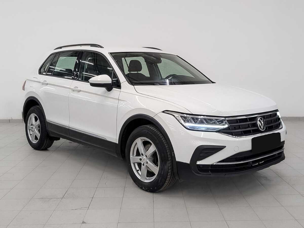 Купить Volkswagen Tiguan с пробегом. Фото: #2