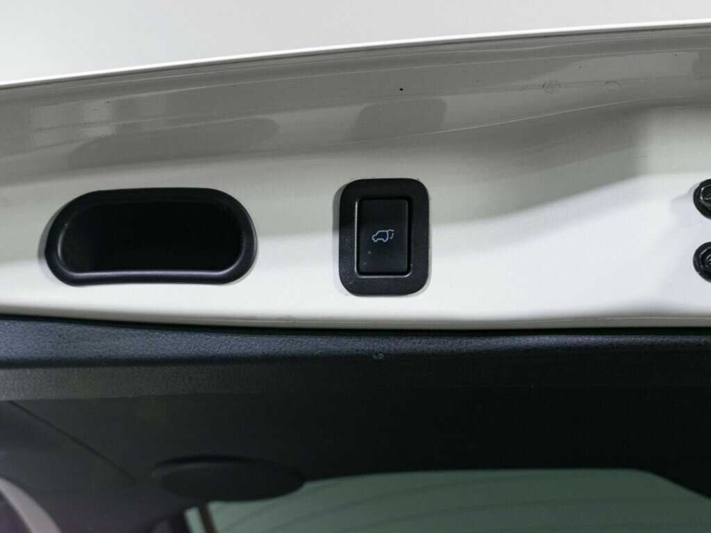 Купить Toyota Highlander с пробегом. Фото: #6