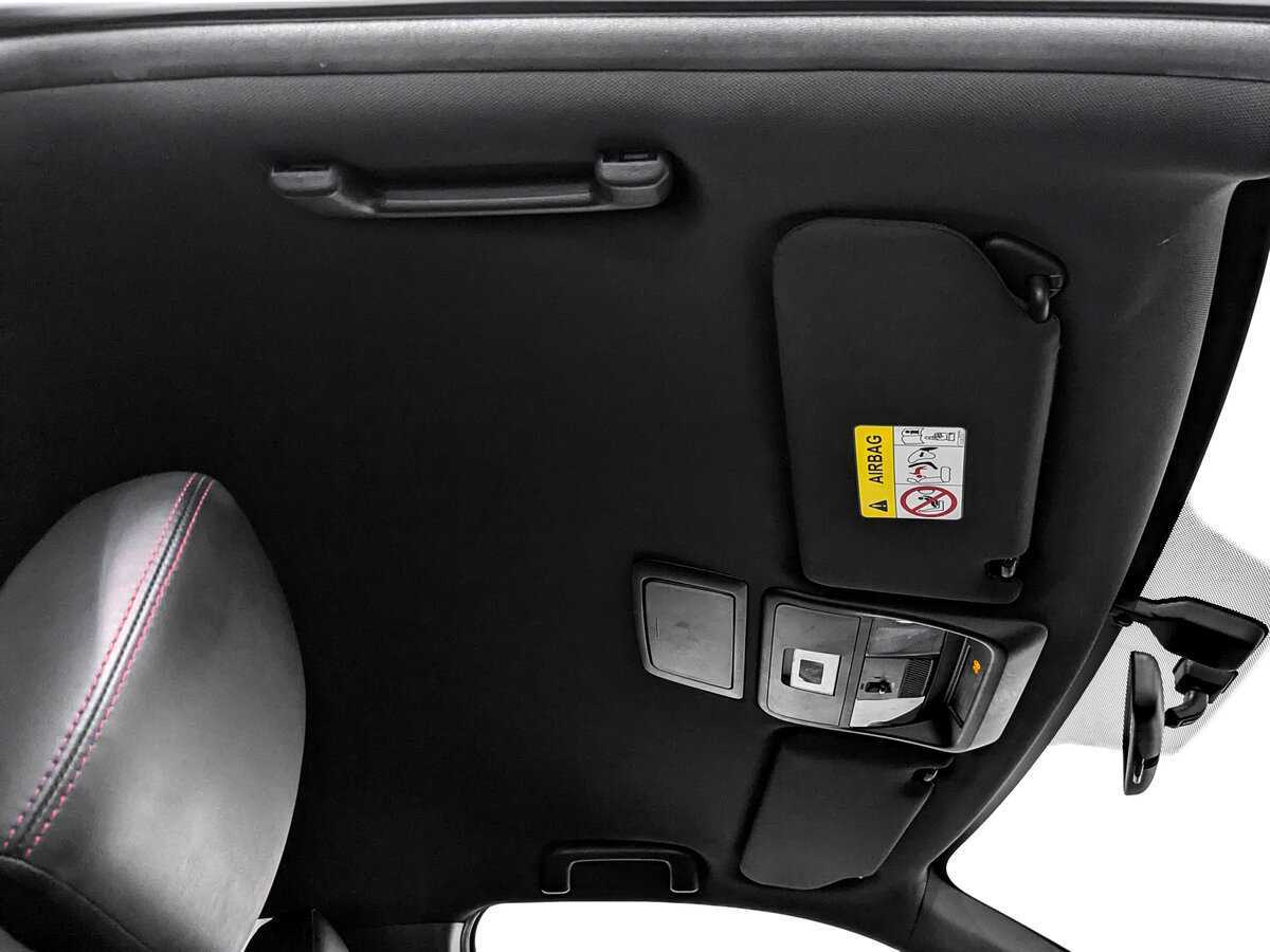 Купить Mitsubishi Outlander с пробегом. Фото: #20