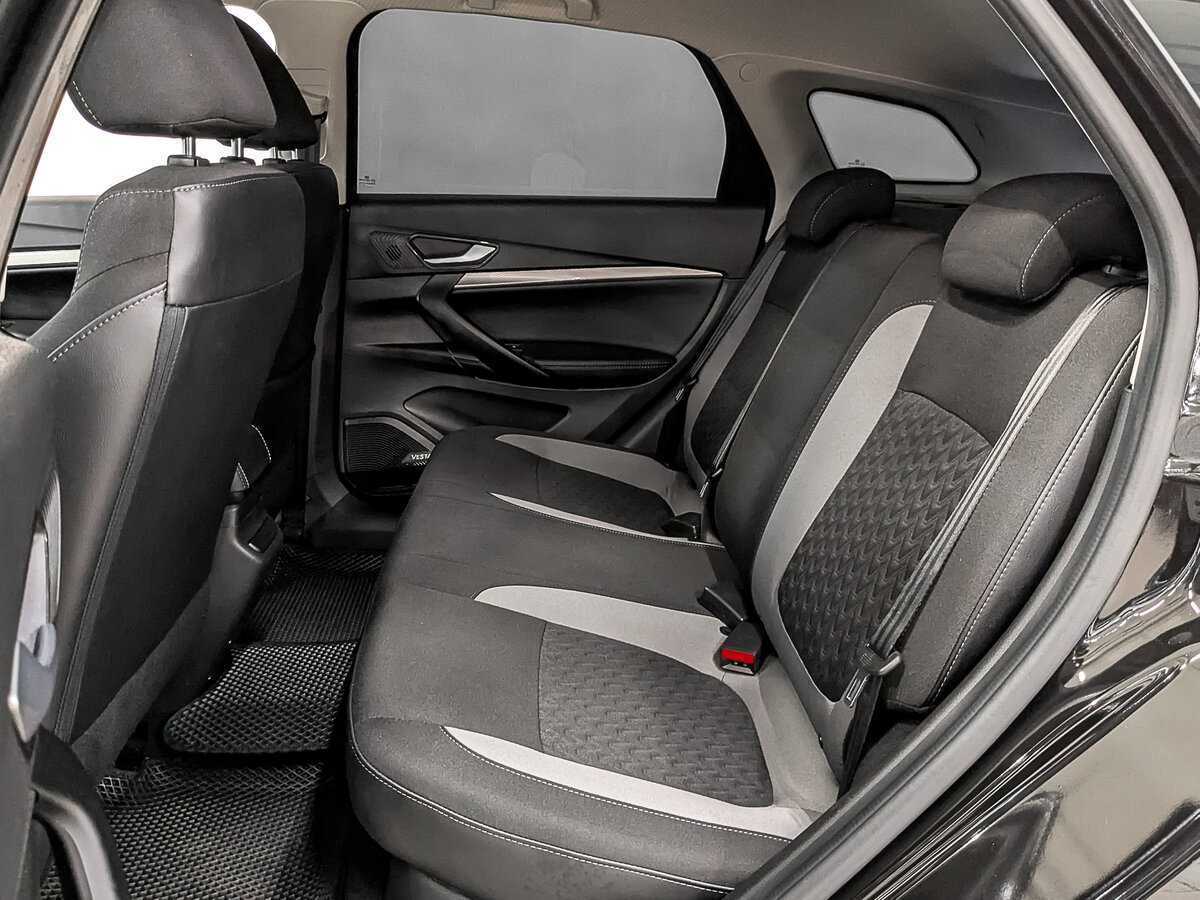 Купить Lada (ВАЗ) Vesta с пробегом. Фото: #17