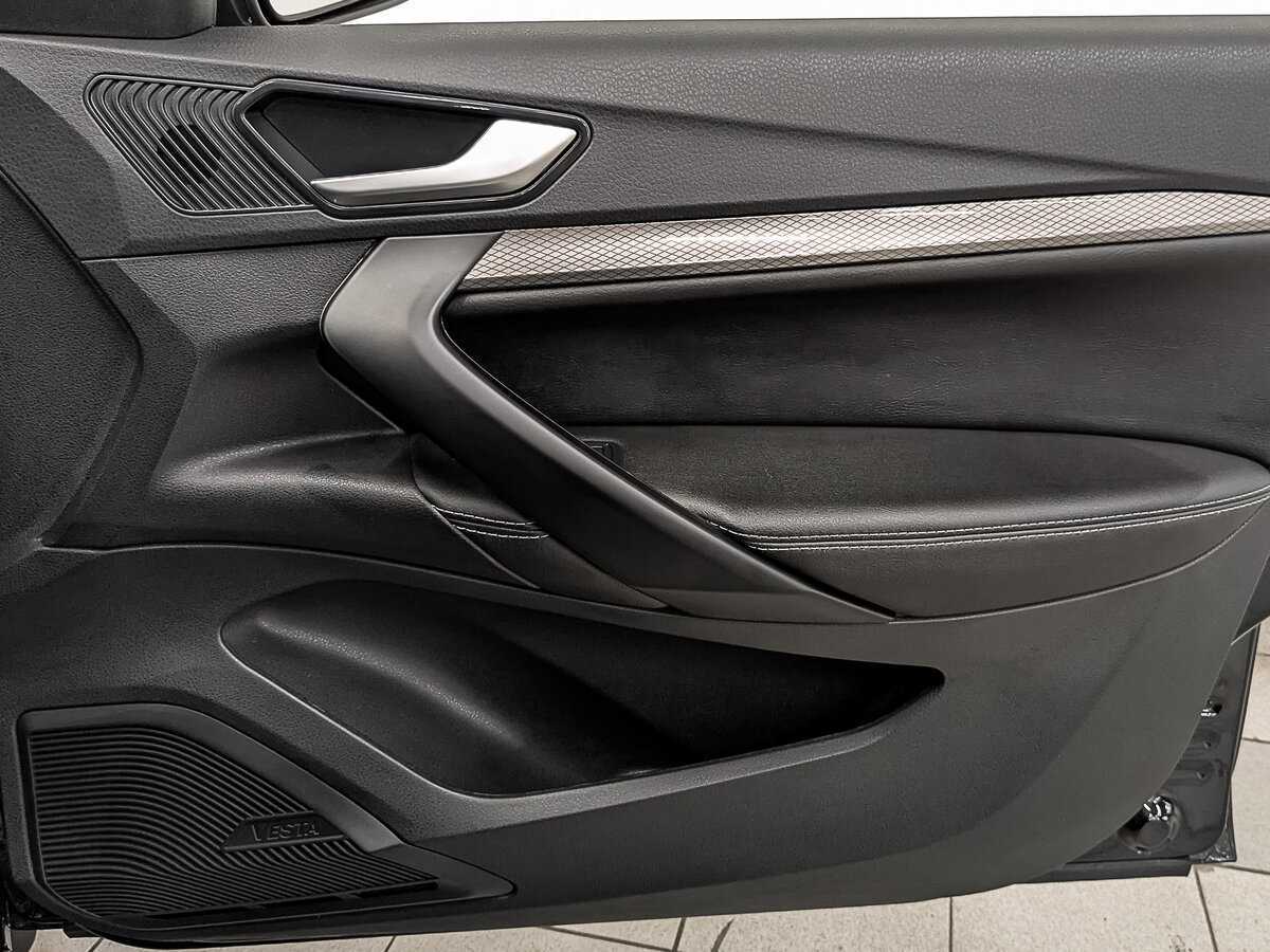 Купить Lada (ВАЗ) Vesta с пробегом. Фото: #24