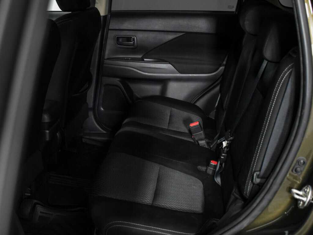 Продажа Б/У Митсубиши Оутлэндер. Фото: #11