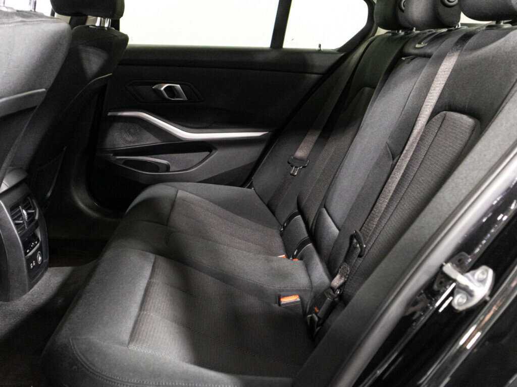 Купить BMW 3 серии с пробегом. Фото: #9